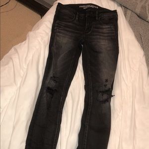 American eagle distressed jeans